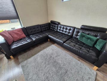 Gratis: zwarte leren hoekbank