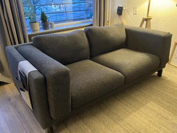 Gratis - Cozy 2 seater sofa