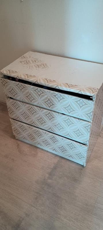 Ladekast met 3 laden