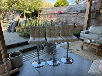 3 in hoogte verstelbare barkrukken gratis afhalen