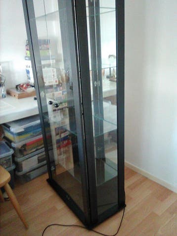 vitrinekast