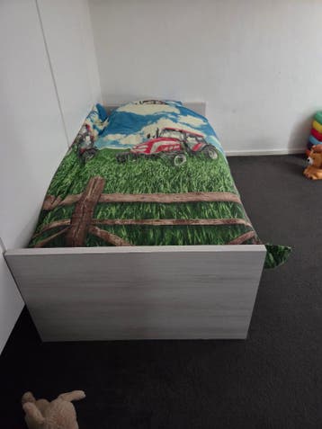 1 persoons bed gratis