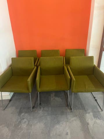 6 groene eetstoelen gratis af te halen in Den Haag