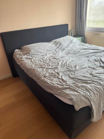 Gratis Swissense boxspring bed (180x200) + matras