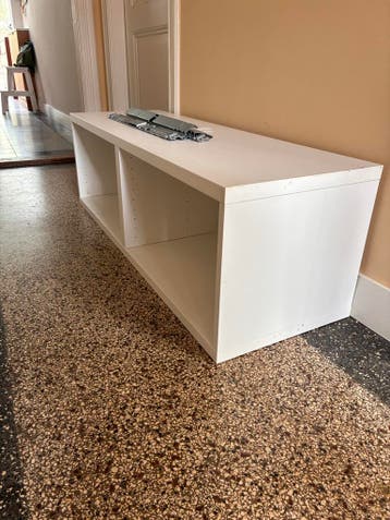 Wit wandmeubel van IKEA