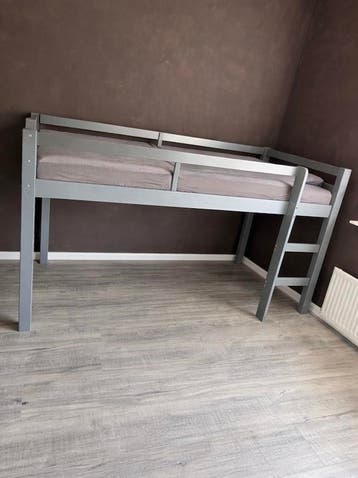 Kinder bed GRATIS