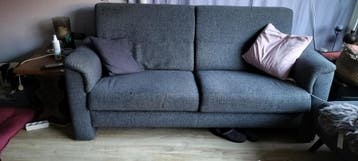 Degelijke bank 2 zits met 1 losse stoel, degelijke kwaliteit