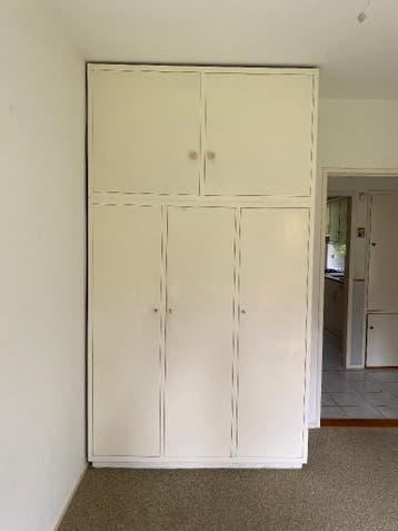 Houten kledingkasten gratis