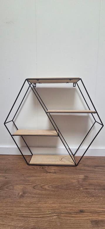 Gratis ophalen: zwart metalen wandrek met 3 plankjes