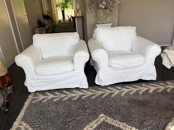 Gratis af te halen 2 IKEA Ektorp stoelen