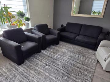 Gratis nette bank met 2 fauteuils