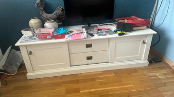 Gratis tv meubel kast wit lage kast H:20 D:20 B:61