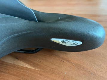 Gezocht:oud model Selle Royal Ellipse zadel
