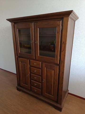 Mooie eiken keukenkast de maten volgen morgen.