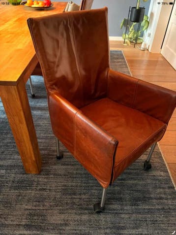 6 cognackleurige leren eetkamerstoelen