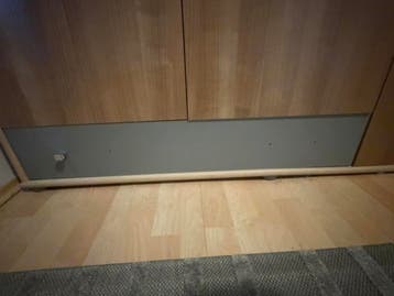 Kledingkast - GRATIS OP TE HALEN