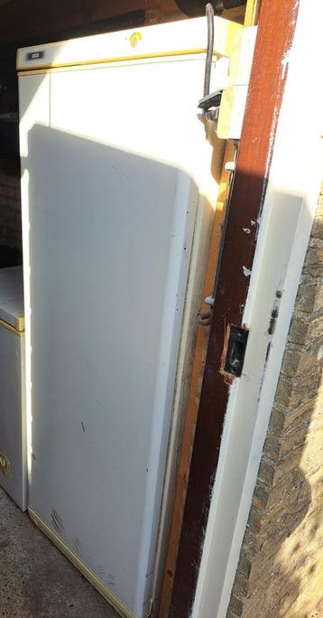 Gratis koelkast en magnetron