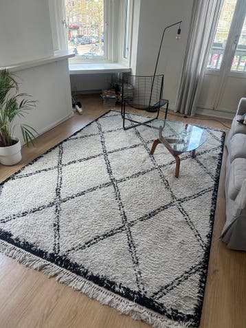 Kleed van ongeveer 2 bij 3 meter gratis af te halen