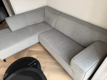 Grijze bank 240x200 cm (gratis)