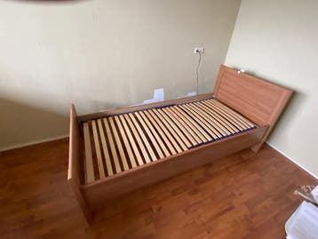 1 persoonsbed met elektrische bodem