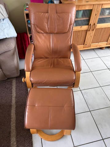 GRATIS leren relax fauteuil met voetenbank