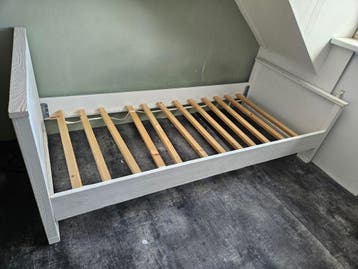 Eenpersoonsbed met lattenbodem