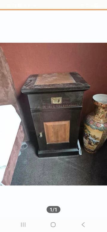 Set van 2 vintage nachtkastjes - H76 B43 D36