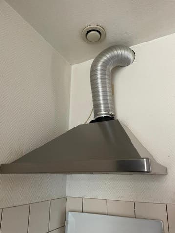 Gratis af te halen: RVS afzuigkap (werkend)