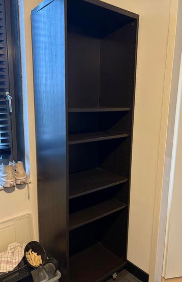 Kast met planken, bruin