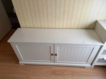 Wit tv kastje gratis af te halen