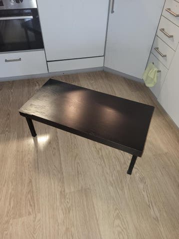 Gratis op te halen: salontafel