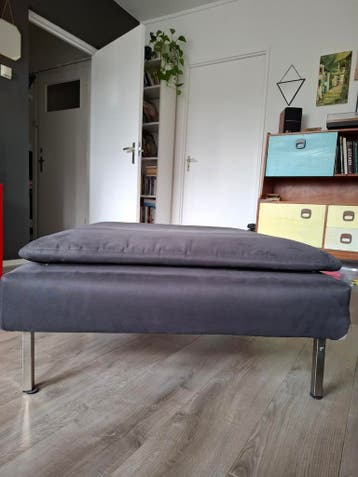 Grote donkerblauwe hocker/voetenbank - gratis af te halen