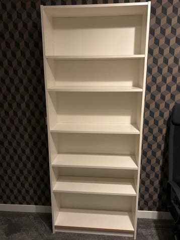GRATIS af te halen; IKEA boekenkast z.g.a.n.