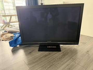 GRATIS Panasonic Viera 50 inch plasma TV + afstandsbediening