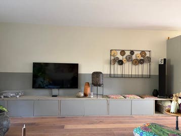 Laag tv-meubel, losse kasten met steigerhout