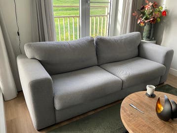 Grijze 4 zits bank