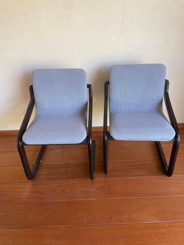 2 eetkamerstoelen Hennie de Jong GRATIS AFHALEN VANDAAG