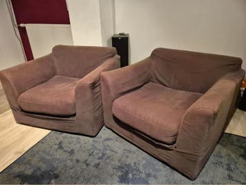 2  comfortabele stoelen gratis af te halen i.v.m. verhuizing