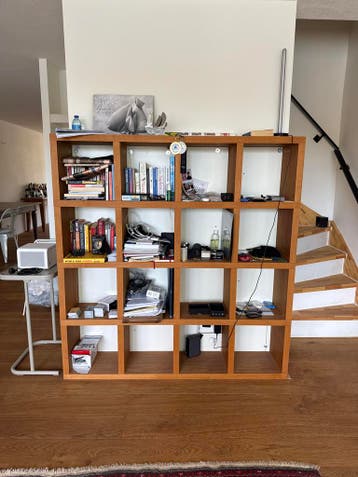 Houten vakkenkast met 15 vakken