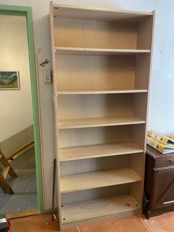 Houten boekenkast met zes planken