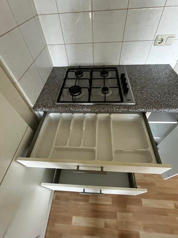 Keukenkastjes laden + deur met gaskookplaat