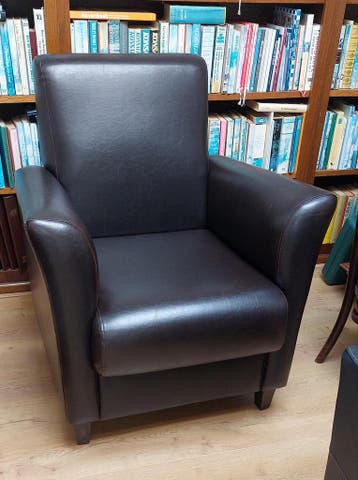 2 fauteuils gratis ophalen.