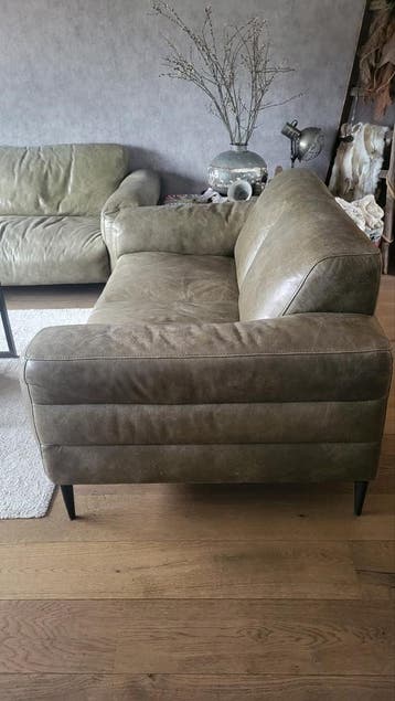 GRATIS industriële groene leren 2- en 3-zits banken