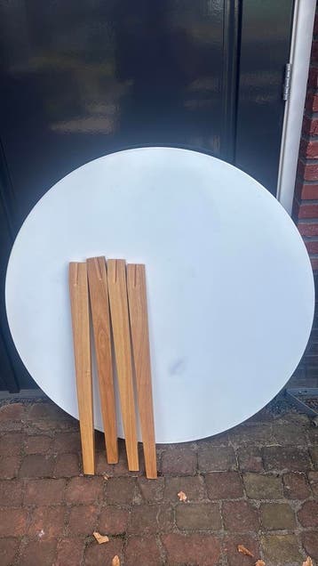Ronde witte tafel 105 cm doorsnee