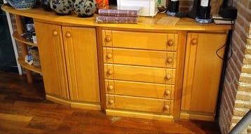 Eiken kast met lades en deuren