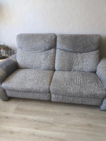 GRATIS af te halen GRIJZE elektrische relaxbank.