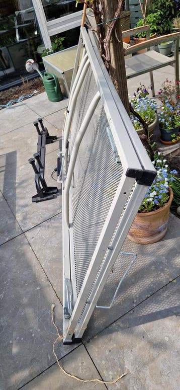 2x Auping eenpersoons verstelbare bedden met matrassen