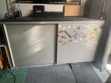 GRATIS Stalen kast voor in de garage 200x45x107cm