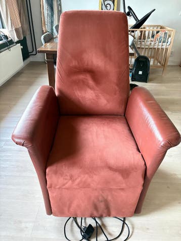 Comfortabele elektrische relax fauteuil - Omgeving Eindhoven