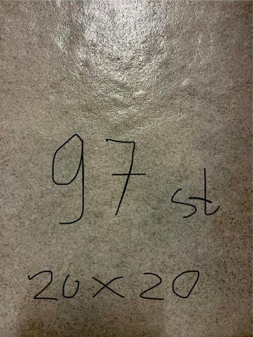 97 stuks licht blauwe vloertegels 20x20 cm